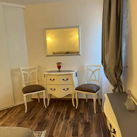 شقة Nausicaa البندقية