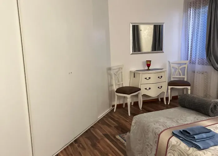 아파트 Nausicaa *